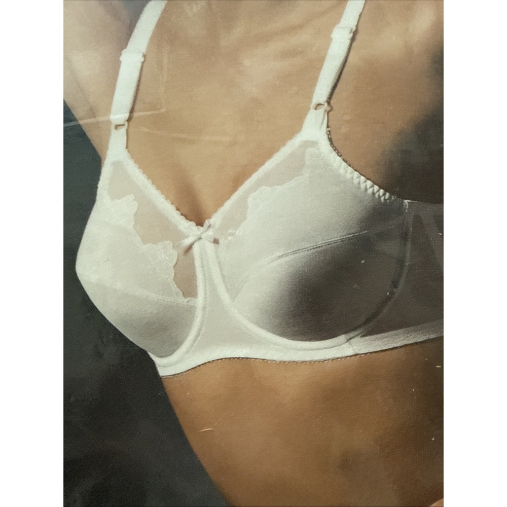 Bali Bra 42D Flower Comfort-U White DF0180 Underwire New With Tags‎
